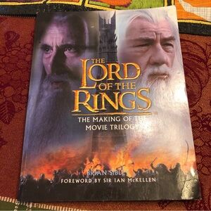 THE LORD OF THE RINGS The Making of the Movie Trilogy color trade paperback 2002